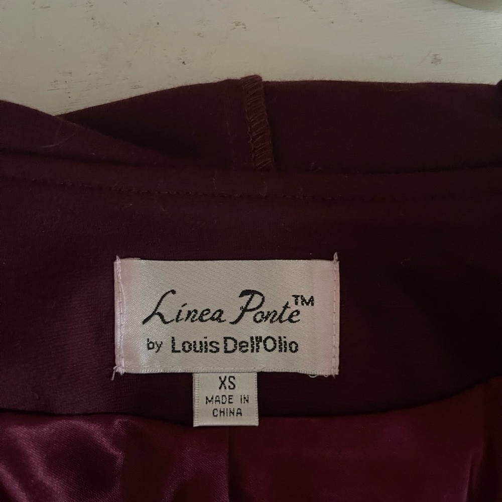 Linea by Louis Dell'Olio Burgundy Hoodie Blazer - Picture 5 of 5